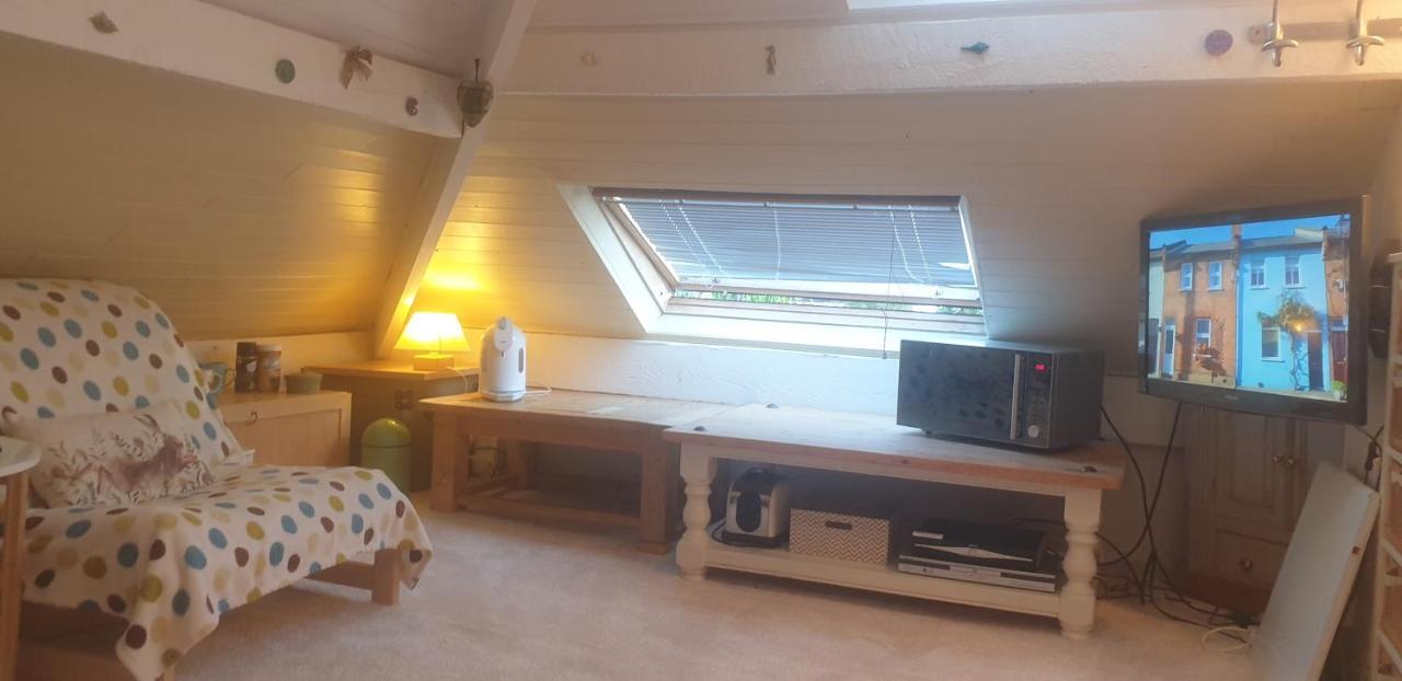 צ'סטר Le Studio Attic , Fridge Tv Microwave, מראה חיצוני תמונה